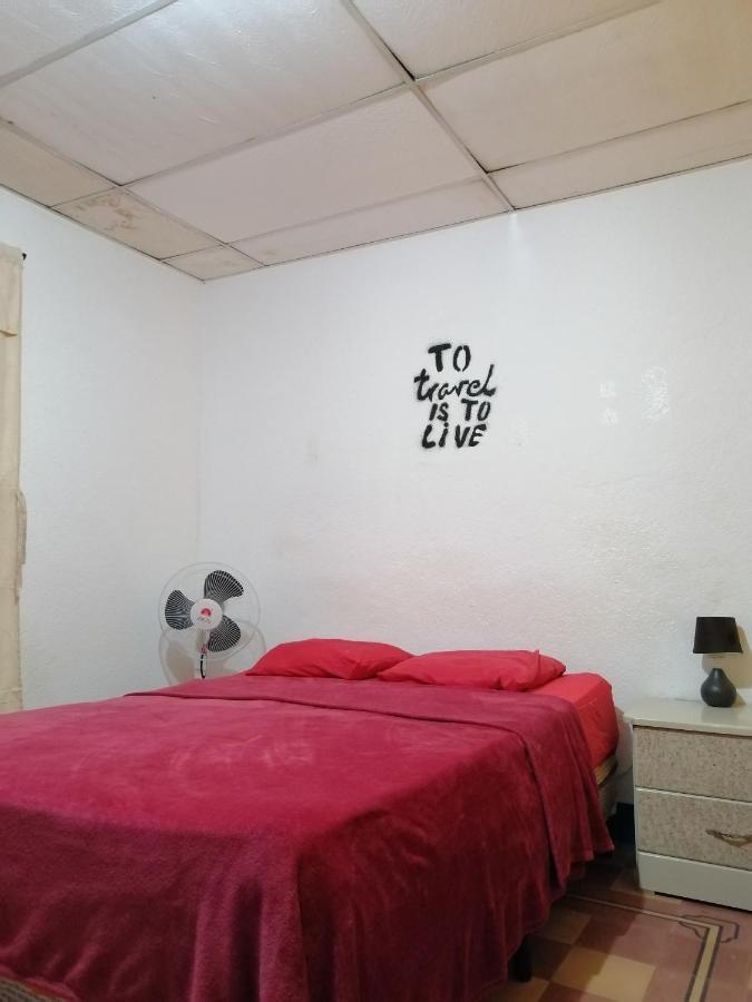 4 Grados Hostel Γουατεμάλα Εξωτερικό φωτογραφία