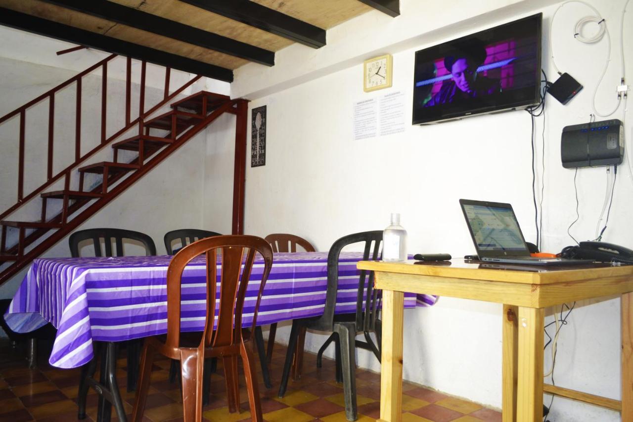 4 Grados Hostel Γουατεμάλα Εξωτερικό φωτογραφία